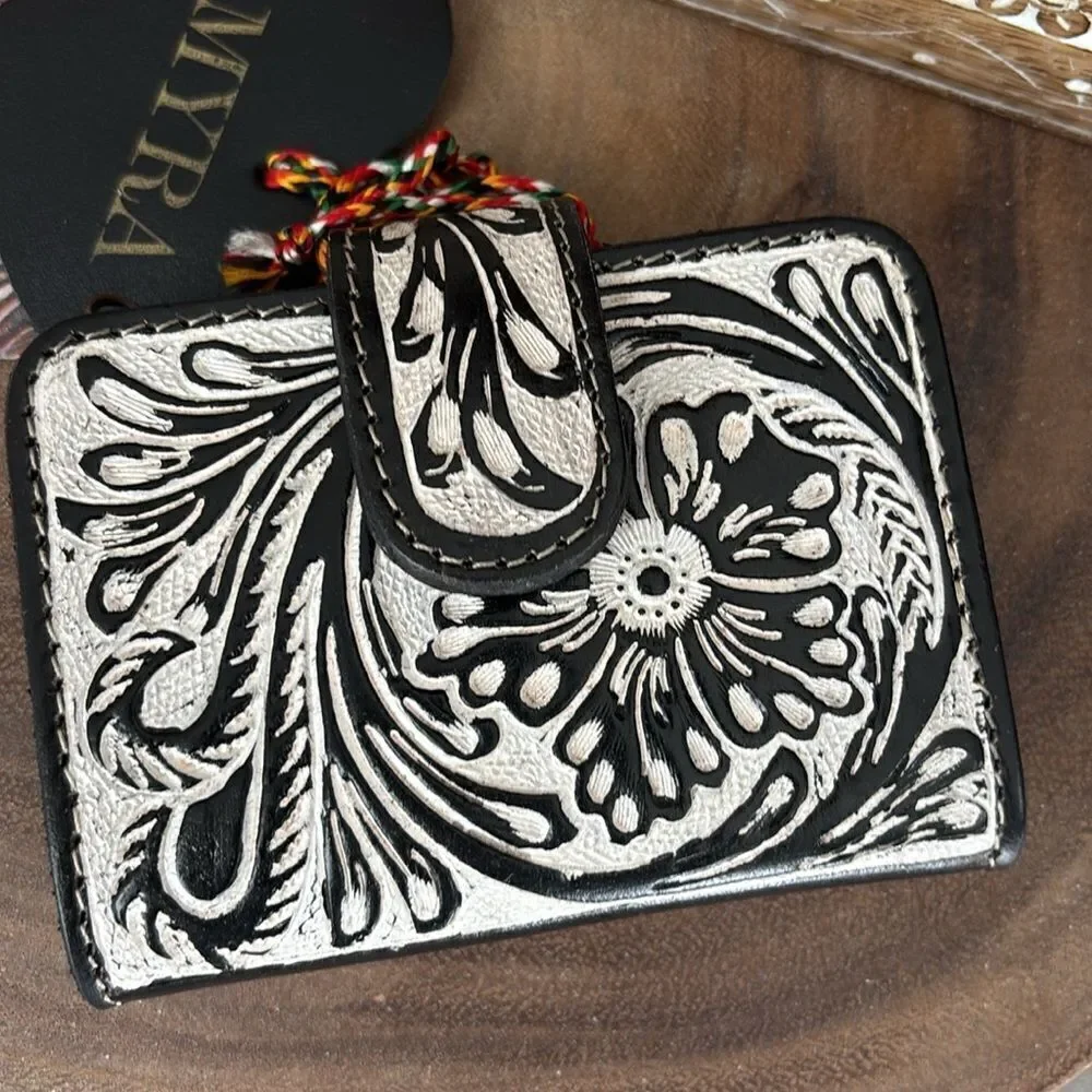 Myra Prairie Meadows Wallet in Frosted Ebony